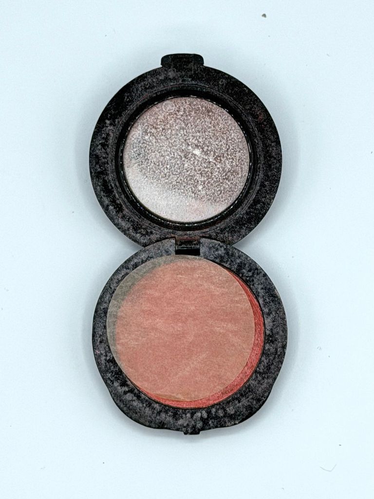 "Fantasía" iridescent blush compact (colorete), shade "Rosa Indio" - Image 5