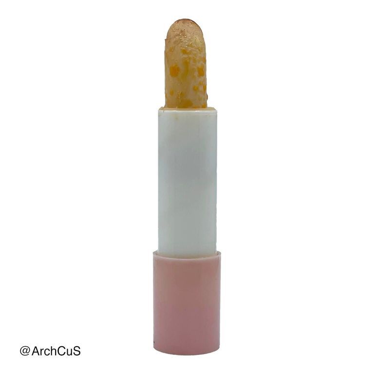 "Realce" (attributed) clear lipstick (creyón labial transparente) — set of two