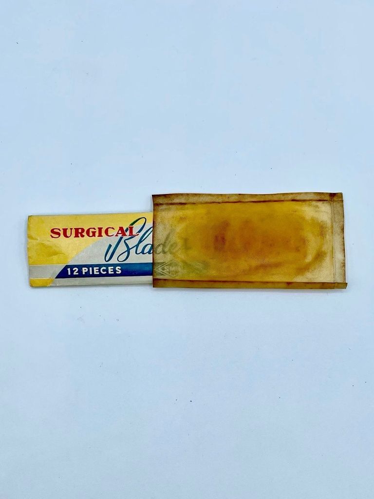 "SMIC" surgical scalpel blades, packet of 12 - Image 2