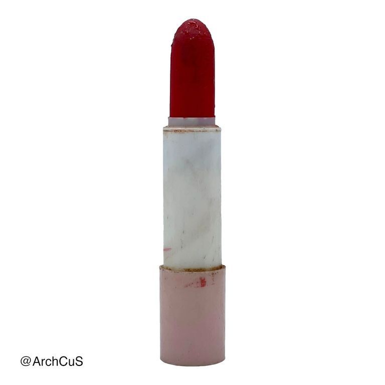 "Realce" creyón labial (lipstick), red shade