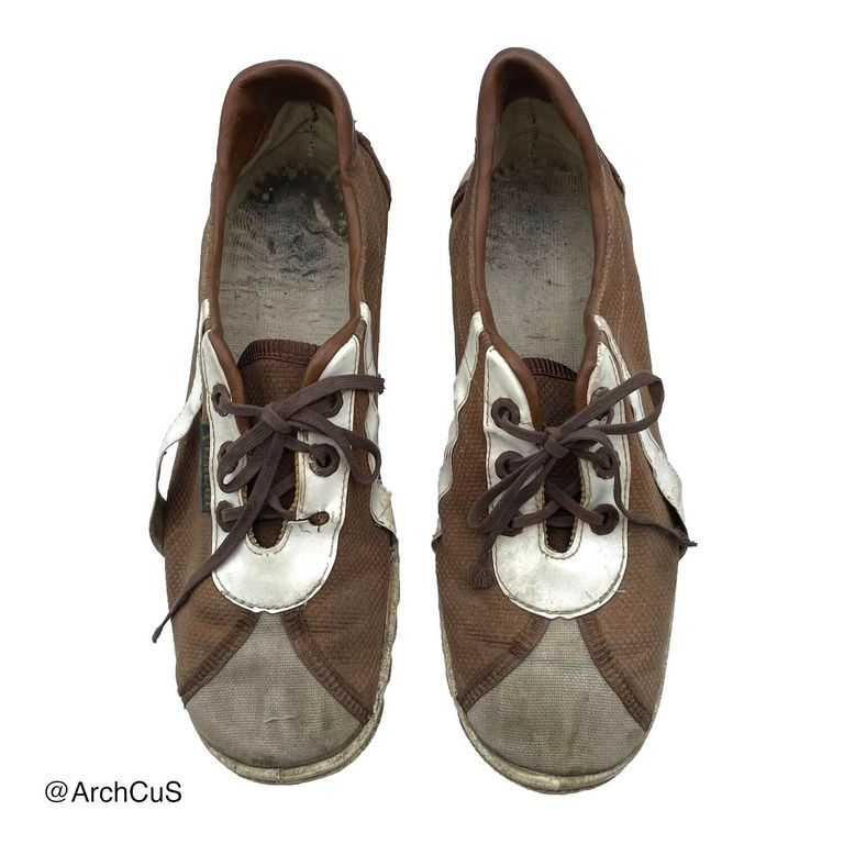 "Yumurí" brown woven-textile lace-up casual shoes with white saddle overlays