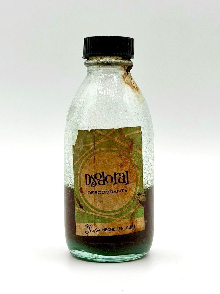 "Desodoral" Deodorant Bottle, Suchel
