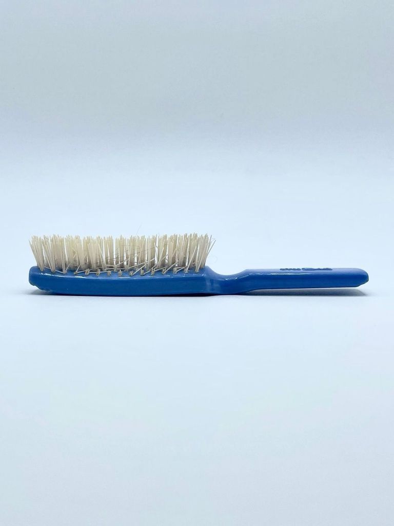 "Three Beat" Hairbrush