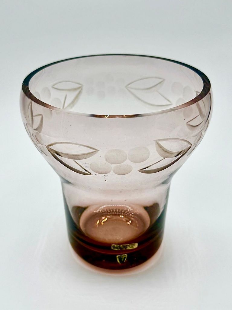 "Kullerkupp" glass vase, smoky rose, designed by Mirjam Maasikas for Tarbeklaas