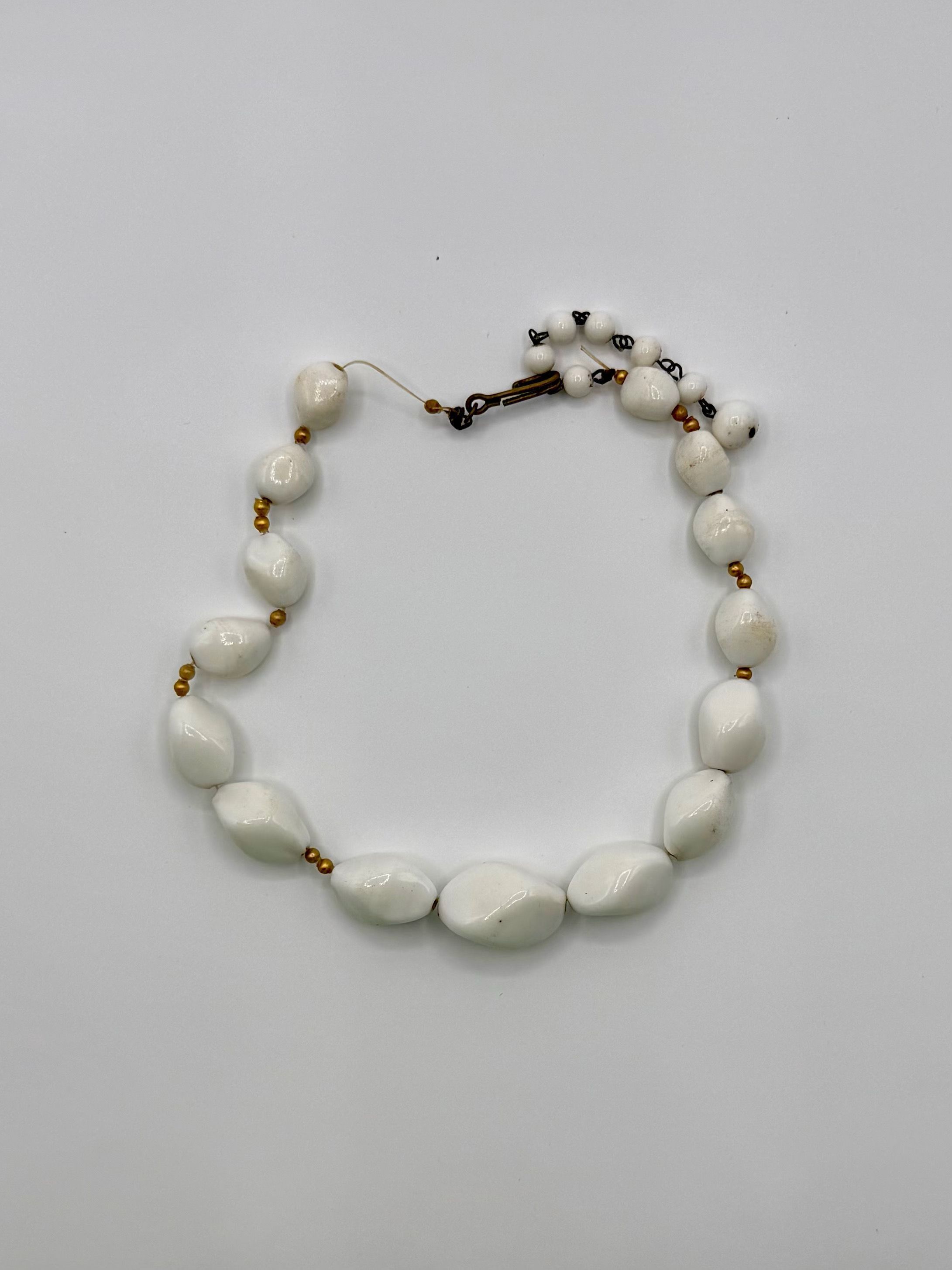          necklace picture number 1
   
