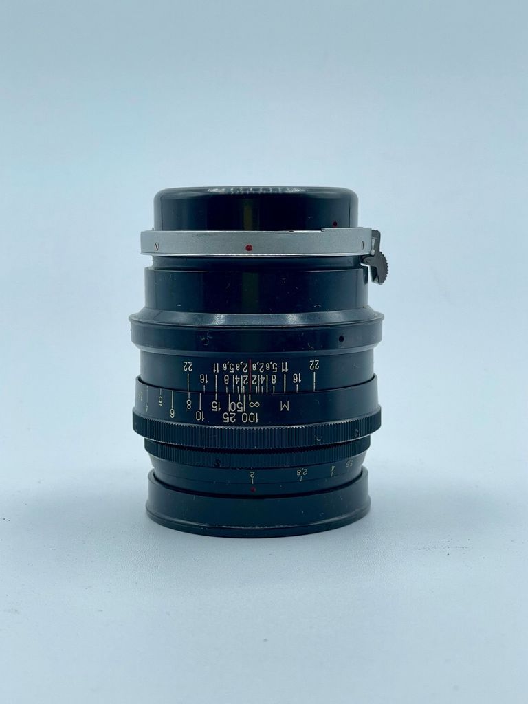 Jupiter-9 (Юпитер-9) 85mm f/2 Soviet Camera Lens