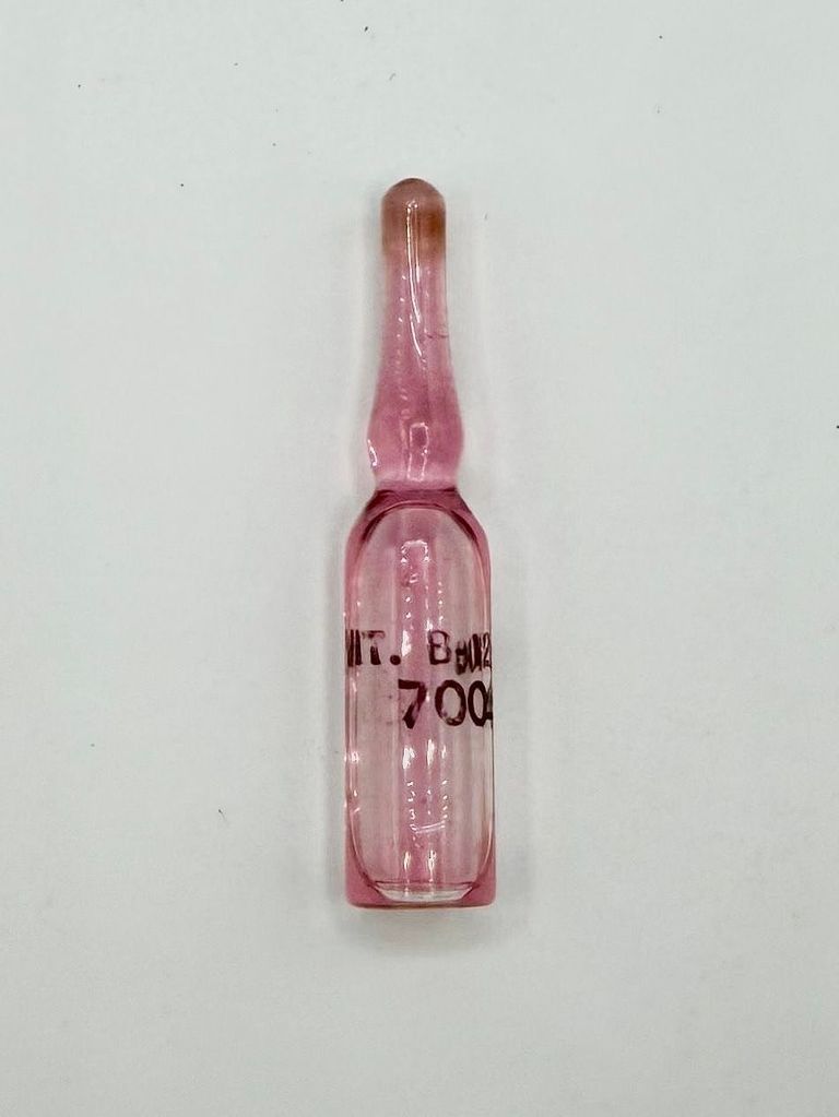 Vitamina B12-100 (cyanocobalamin) intramuscular injection — paperboard box with one surviving ampoule - Image 4