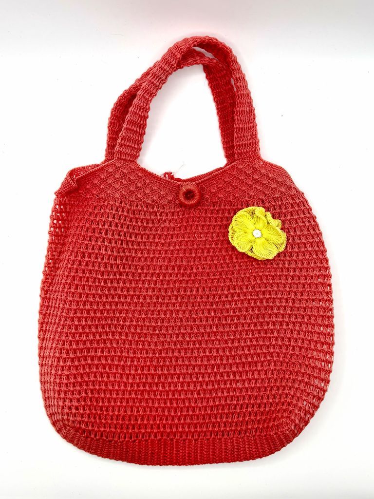 Mesh Plastic Handbag with Flower Appliqué (bolso / "jaba"), red