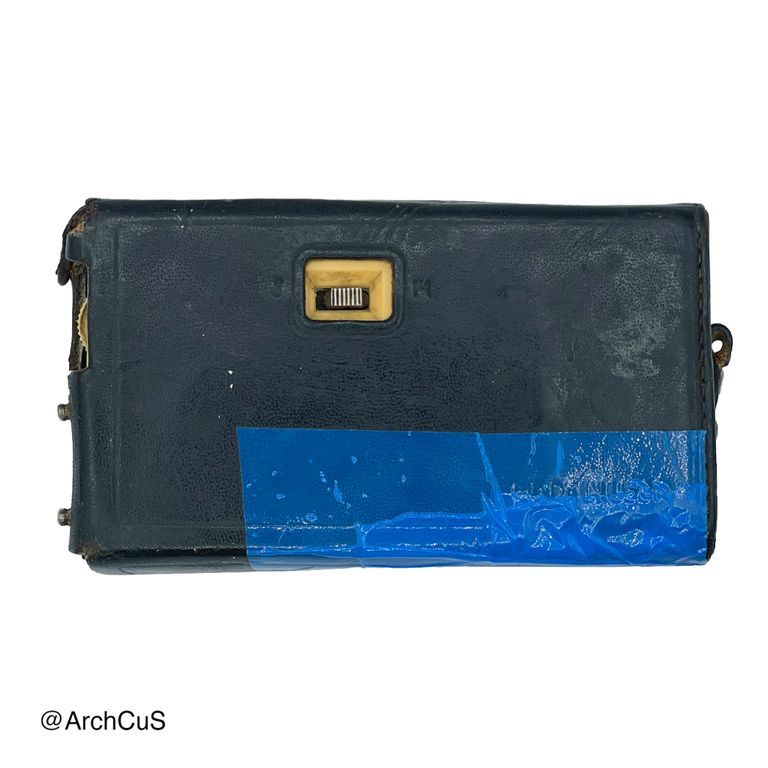 "Orbita 2" Pocket Transistor Radio (RRR, Riga) with Leatherette Case — Export Model - Image 3