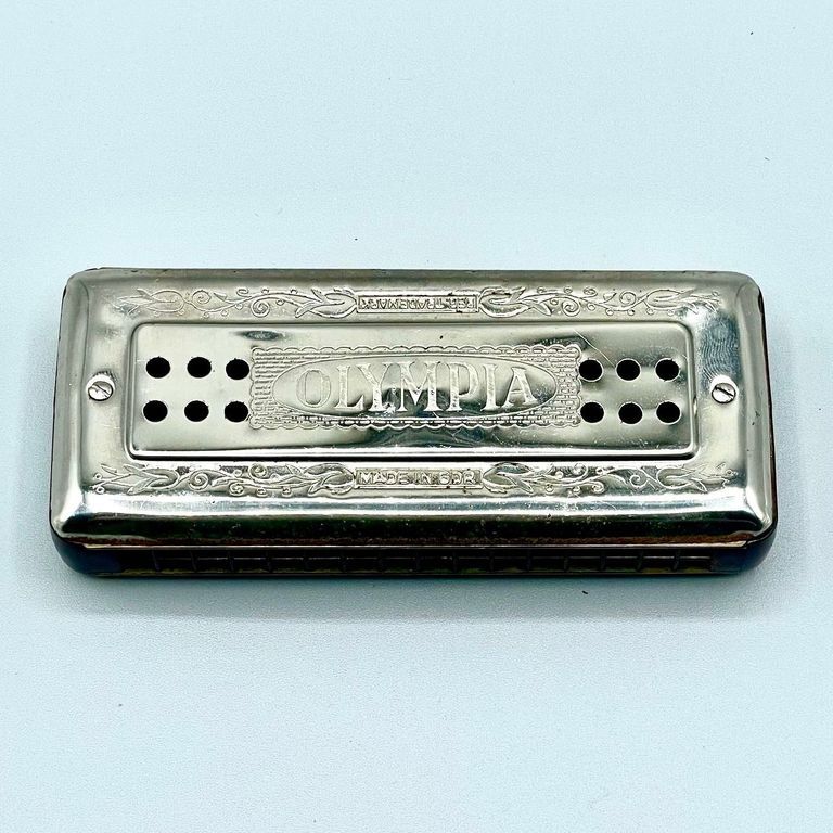 "Olympia" harmonica, double-sided, with plastic case
