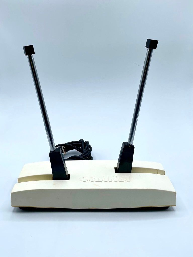 Indoor television antenna, model АТП-6.8 "Саяны" (Sayany)