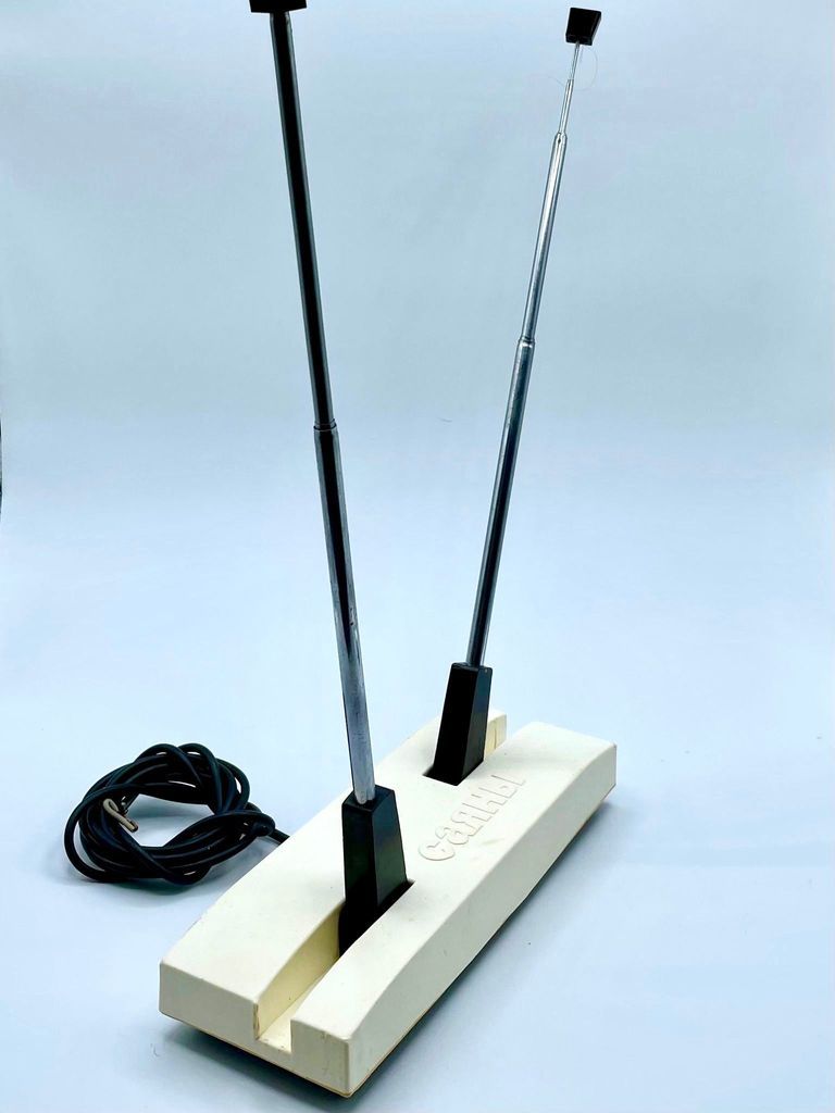 Indoor television antenna, model АТП-6.8 "Саяны" (Sayany) - Image 4