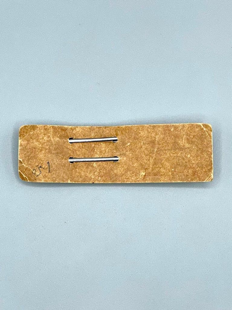 Confetti-lucite "Flower Brand" hair pins (amber/gold, pair), on original card - Image 3