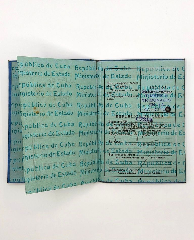 Cuban passport of Natalia "Naty" Revuelta Clews — Pasaporte Nº 7314 - Image 2