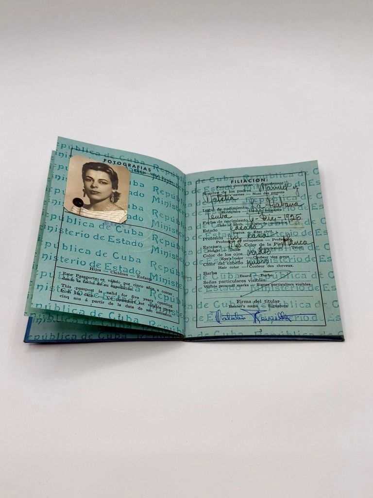 Cuban passport of Natalia "Naty" Revuelta Clews — Pasaporte Nº 7314 - Image 3