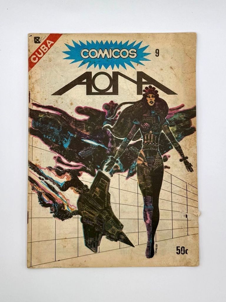 Revista Cómicos, No. 9 (Cuban comics magazine) — cover feature "Alona" by Rafael Morante