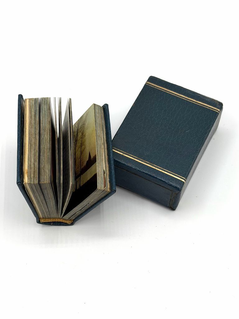 Miniature Book, República Democrática Alemana (German Democratic Republic promotional minibook), with slipcase - Image 3