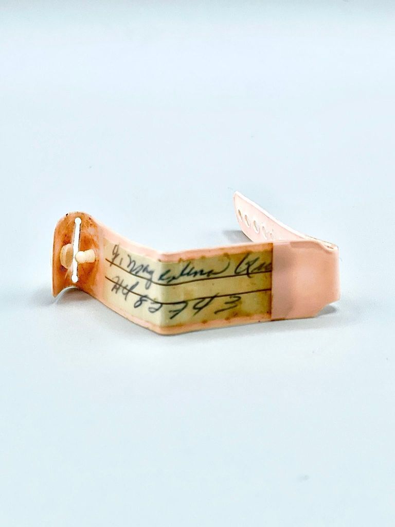 Newborn infant ID bracelet