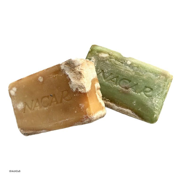 Bar of "Nácar" bath soap (tan/amber) - Image 2