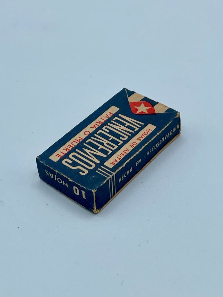 "Venceremos" Double-Edge Razor Blade Box - Image 4
