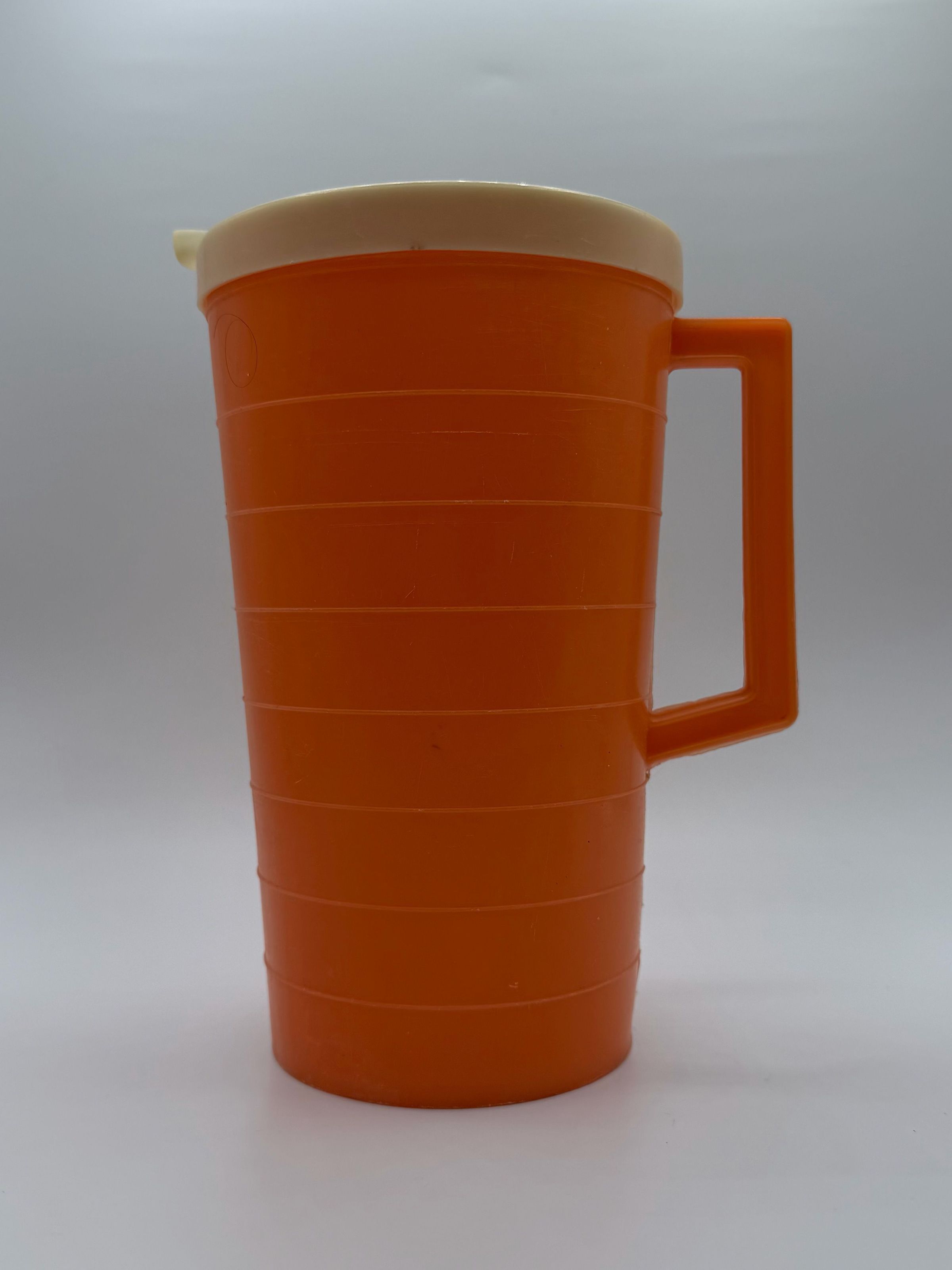          pitcher picture number 1
   