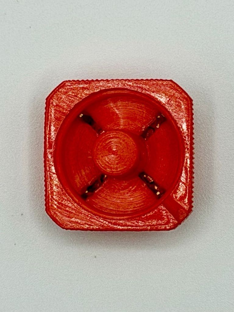 Set of six matching square buttons, red with golden "X" motif - Image 5