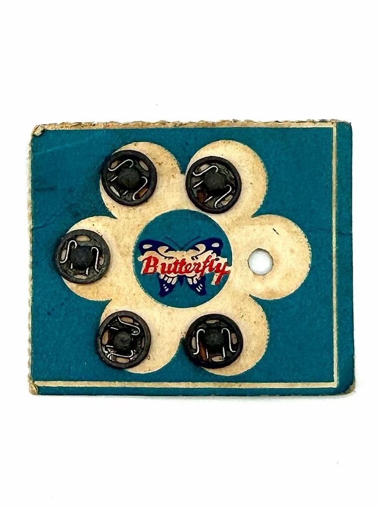 Snap Fasteners (“Butterfly” brand) on Original Retail Cards