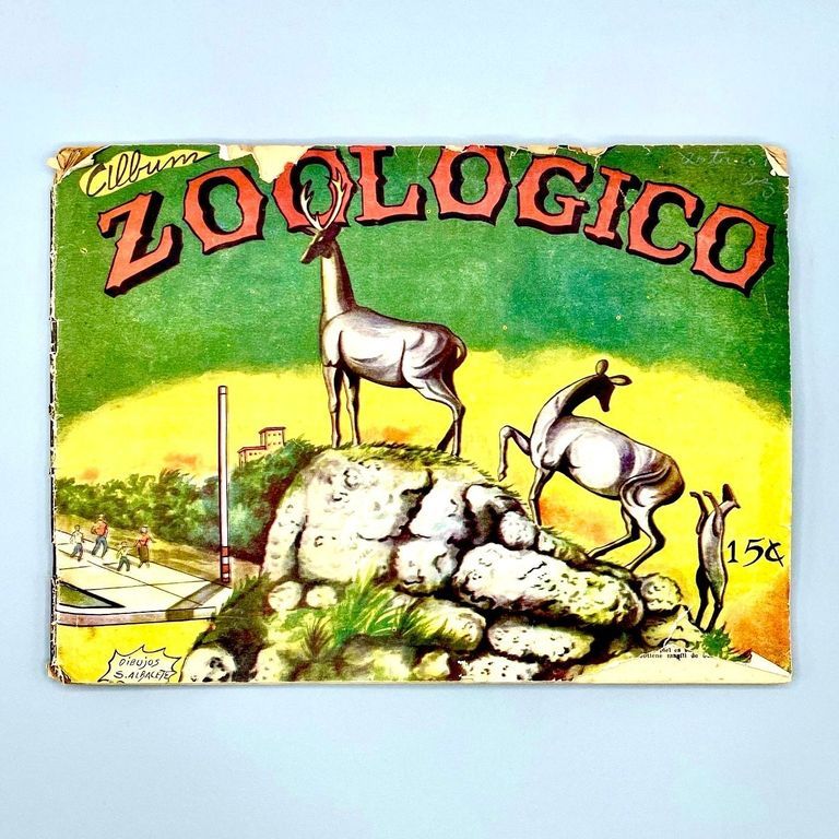 "Álbum Zoológico" — collectible postalita album (Ediciones Mariví)