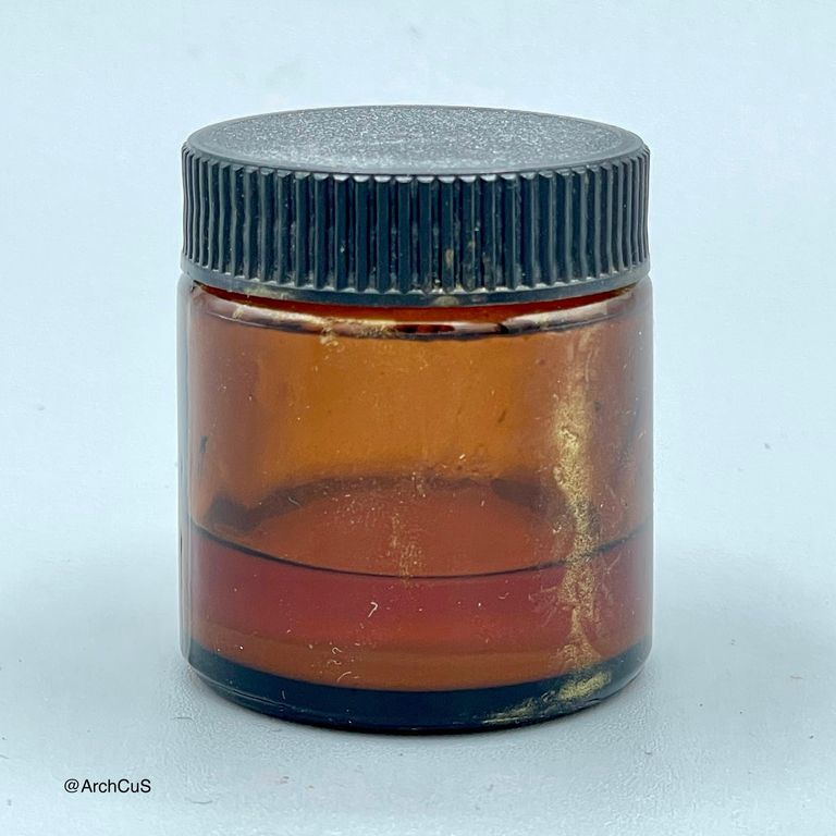 Amber Glass Apothecary / Cosmetic Jar with Black Bakelite-Style Screw Cap, 30 ml Capacity