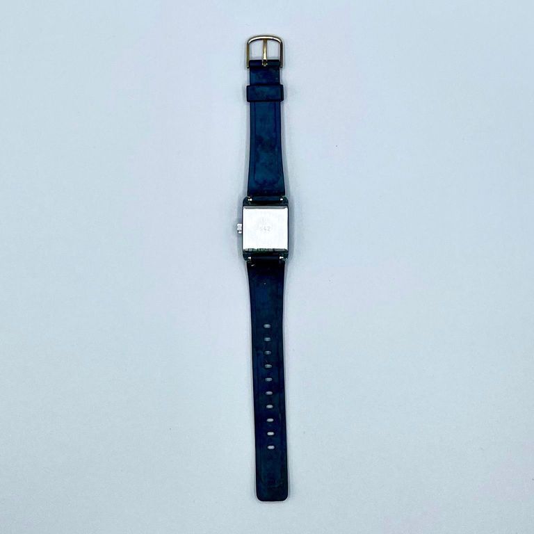 "Slava" children's wristwatch, square case, hedgehog-and-apple dial - Image 2