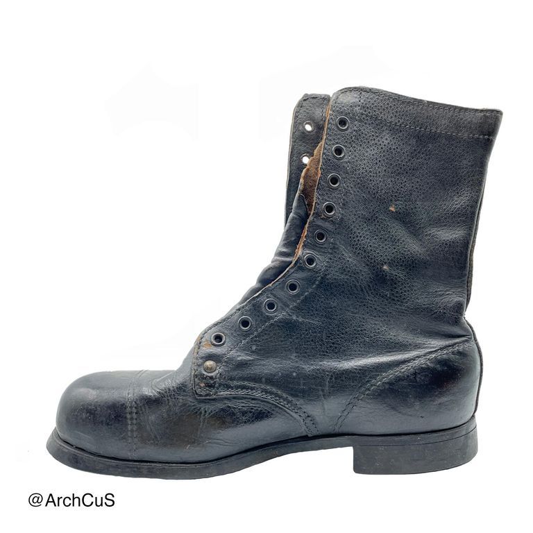 Soviet black leather laced combat/field boots (botas rusas) - Image 2