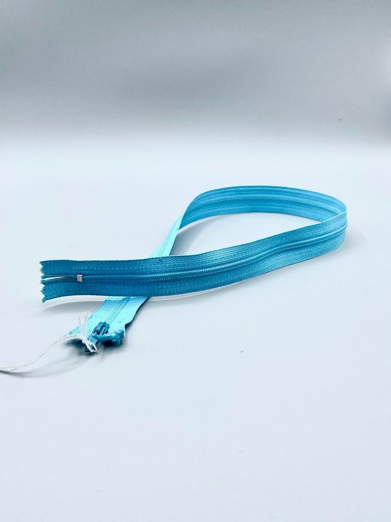 Invisible (concealed) zipper, light blue