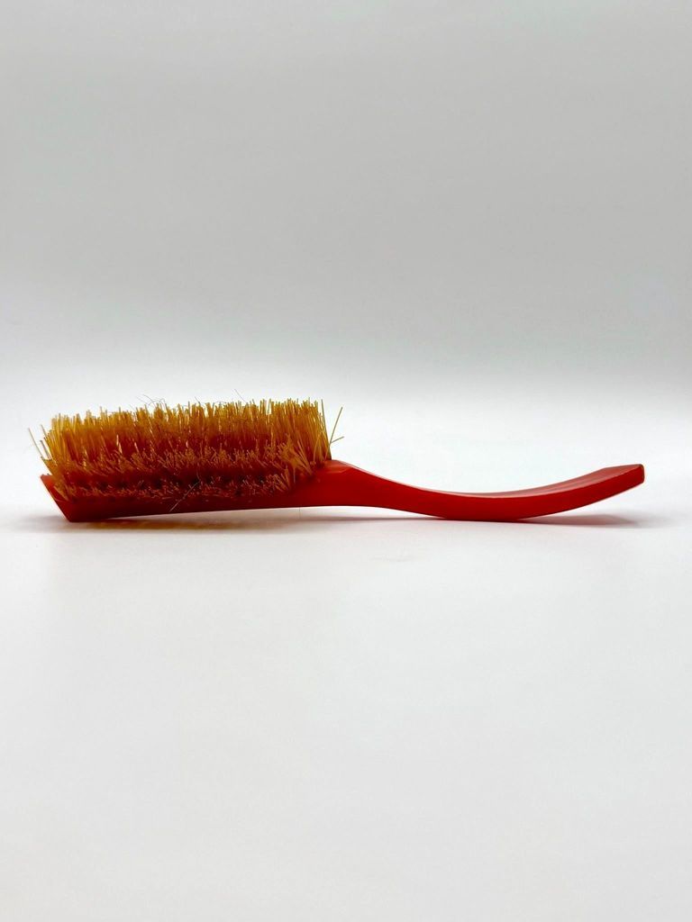 Plastic hairbrush with synthetic bristles, red - Image 2