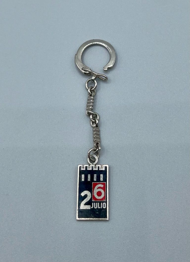Commemorative keychain, "26 de Julio" (Moncada / 26th of July) - Image 2