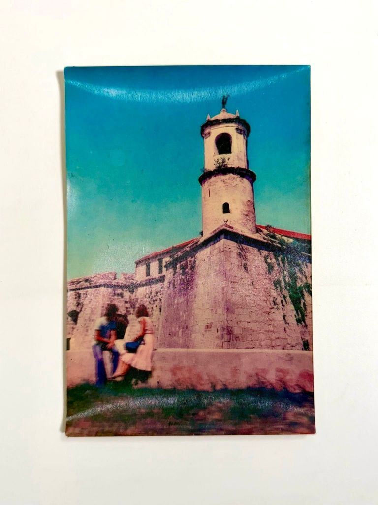Lenticular 3-D tourist postcard — Castillo de la Real Fuerza, Havana (printed in Pyongyang, DPRK)