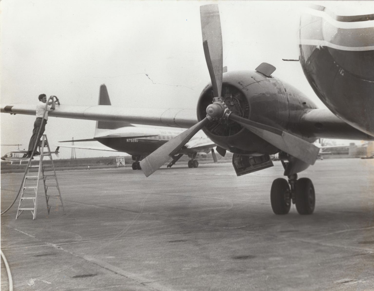 Palacios Municipal Airport