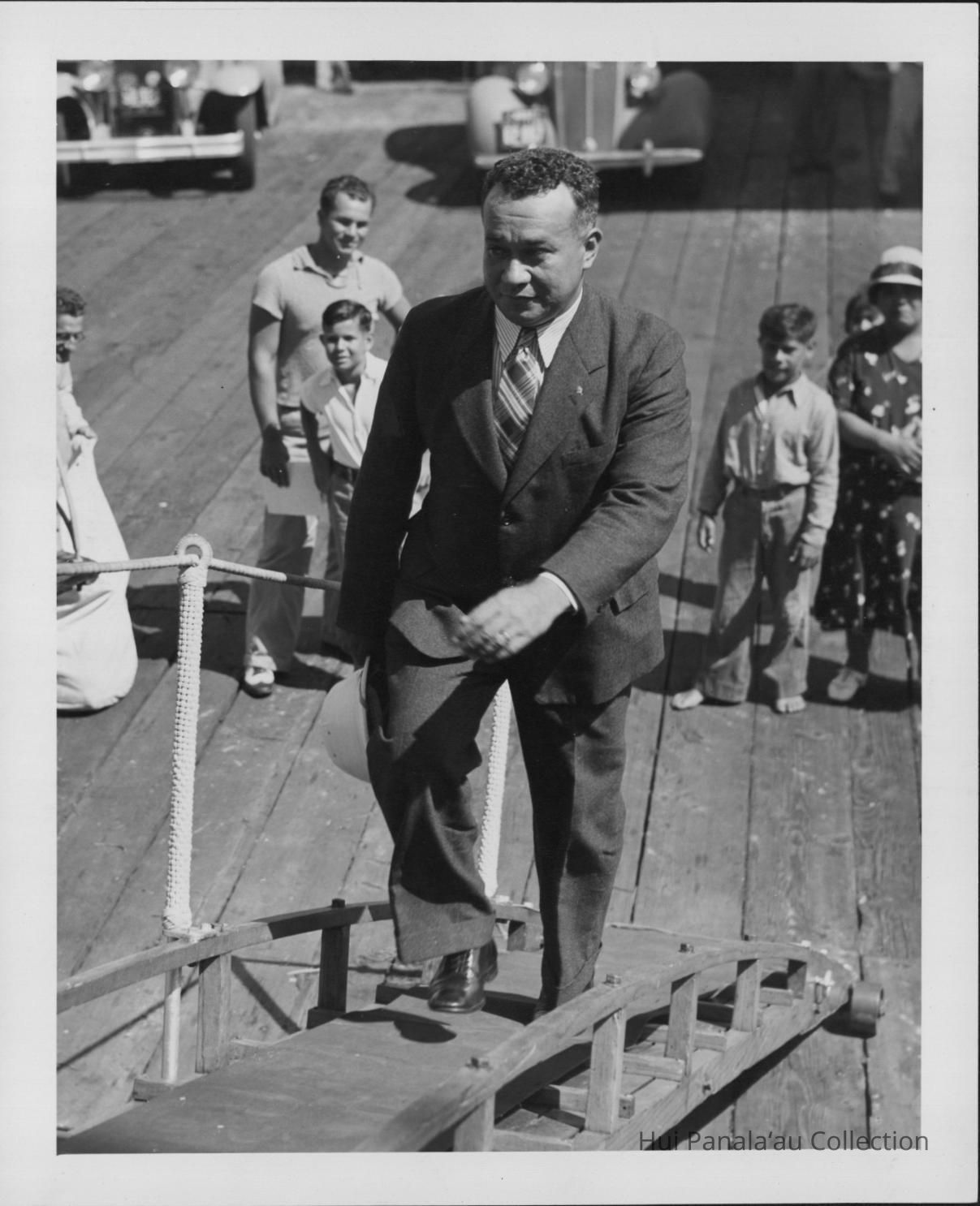 Harry Stewart, territorial architect of Honolulu, was designated by the federal government to supervise construction of buildings on the islands of Baker, Howland and Jarvis. picture number 1