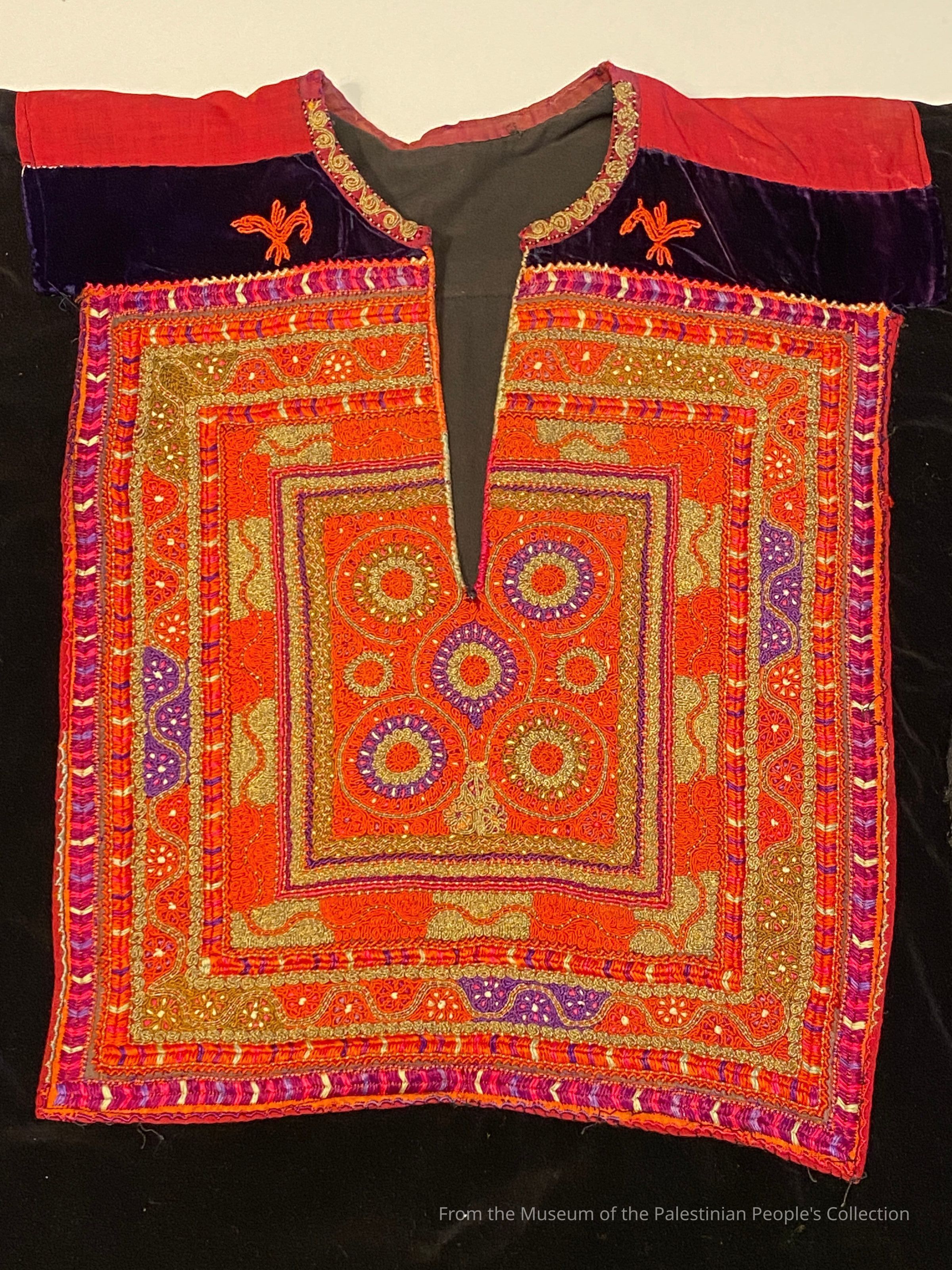 Bethlehem Dress (Mid 20th Century) picture number 1