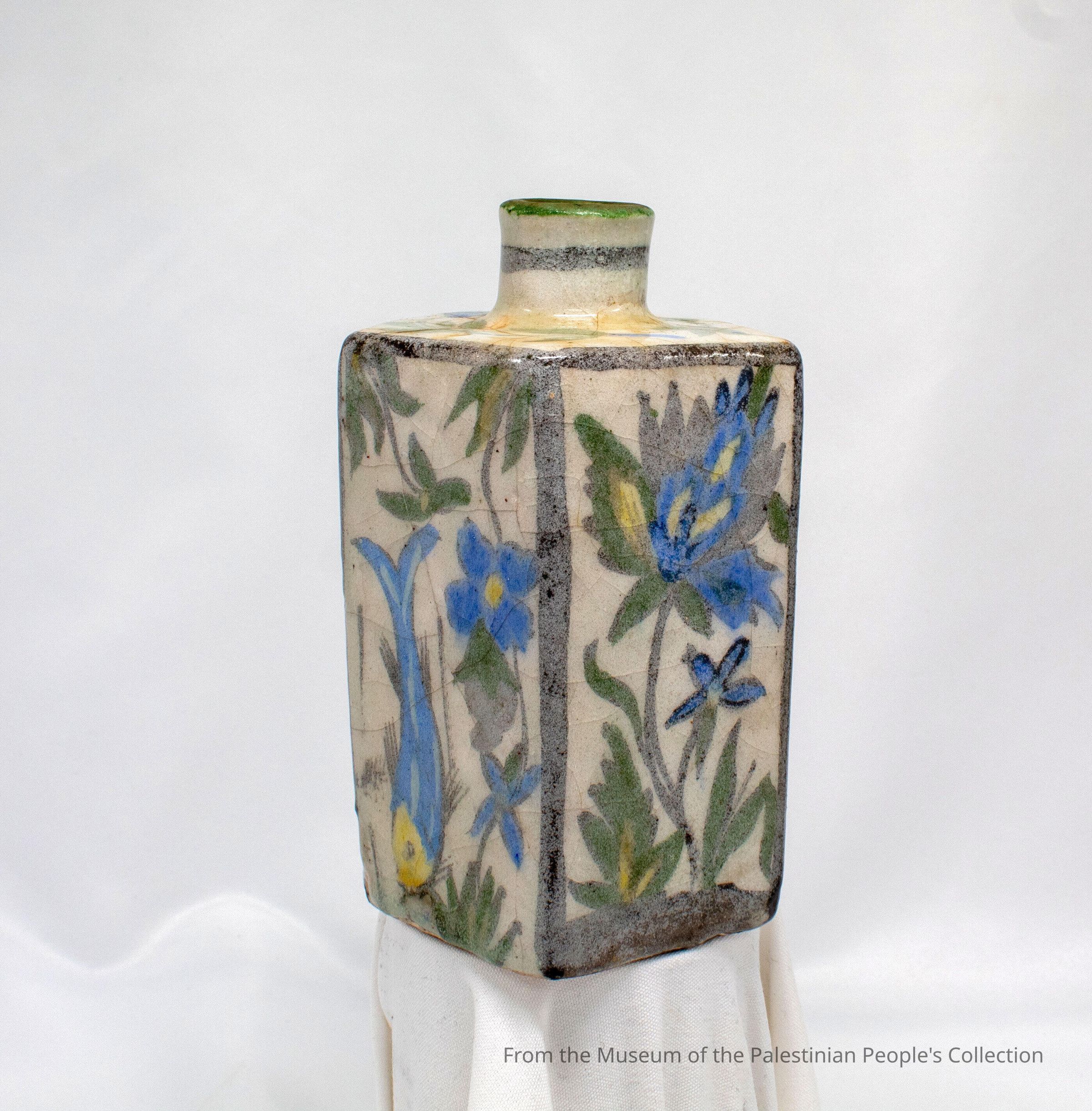 Antique Iznik Pottery Vase picture number 1