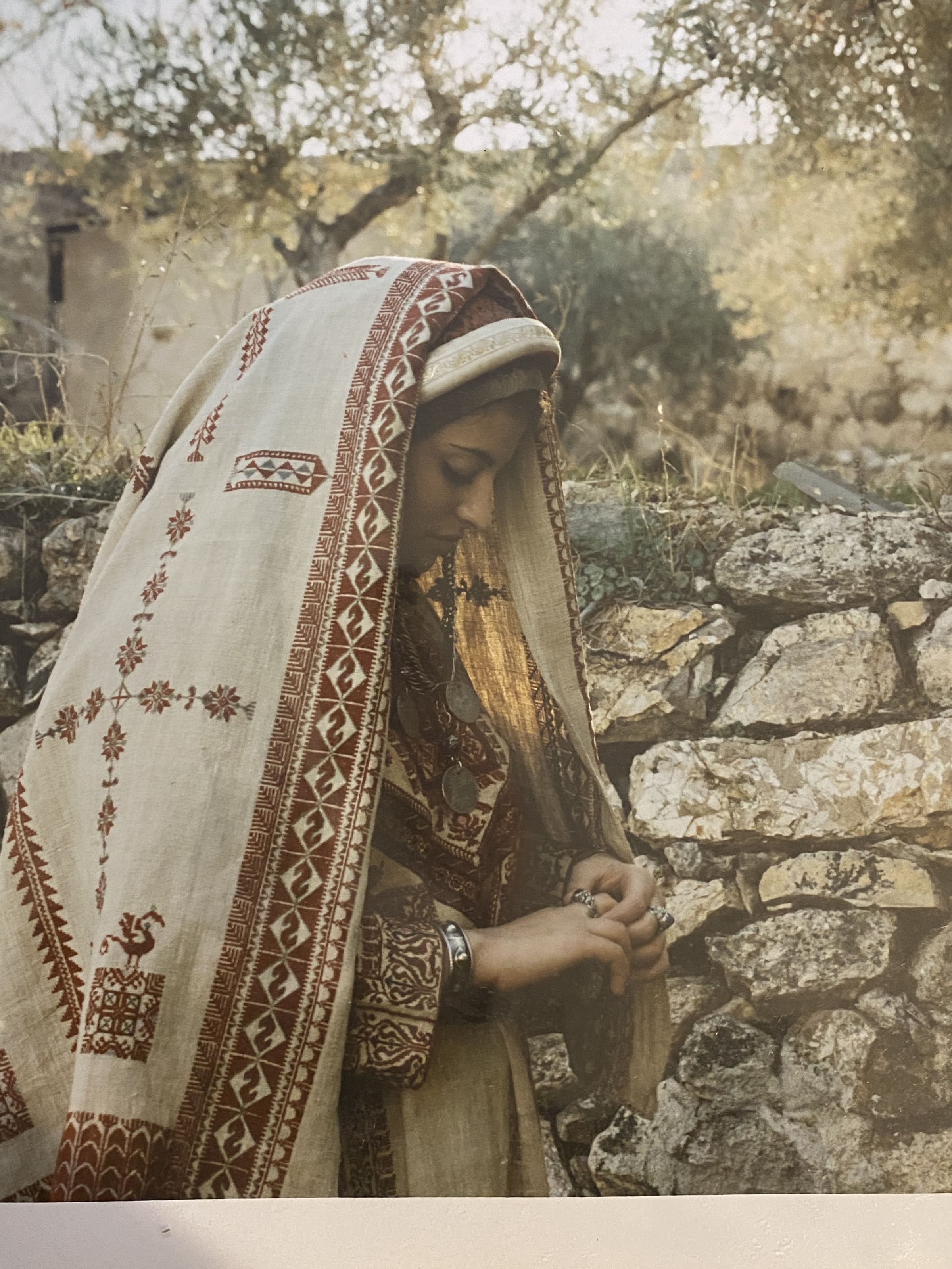 Woman in Ramallah Dress (1980s) picture number 1