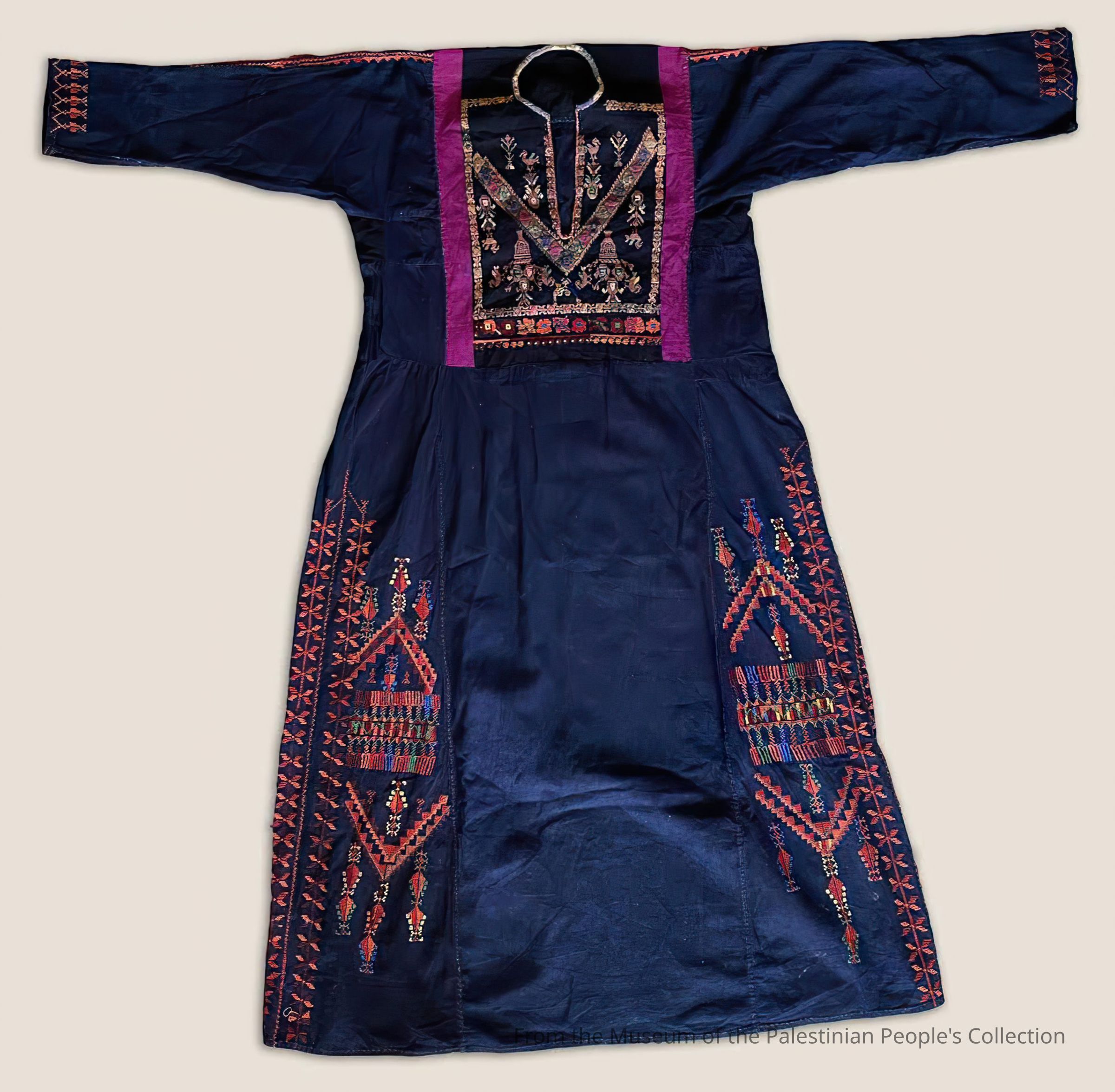 Gaza Dress, Thobe (Early and Mid 20th Century) picture number 1
