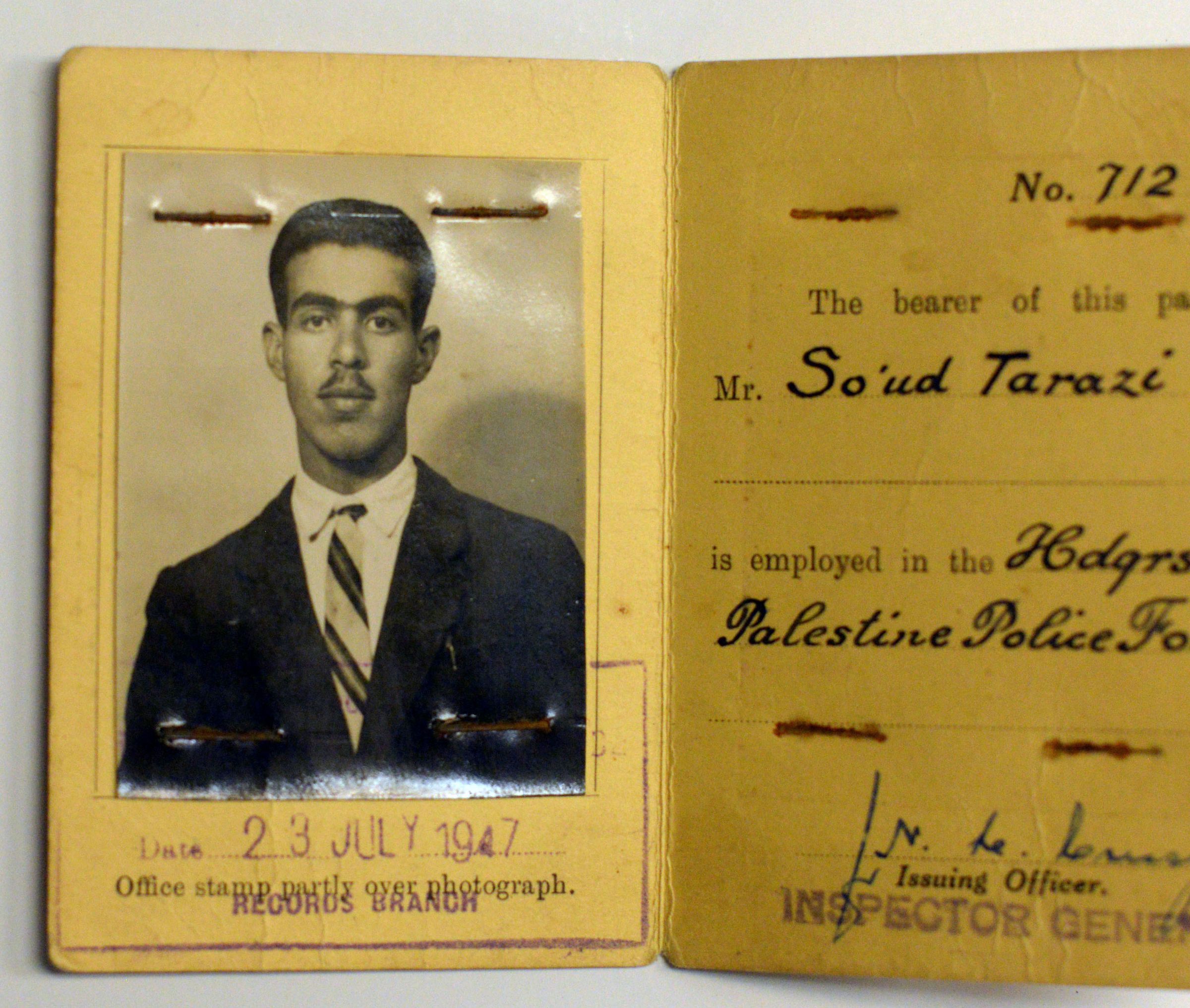 Identity Card: Soud Latif Tarazi (1947) picture number 1