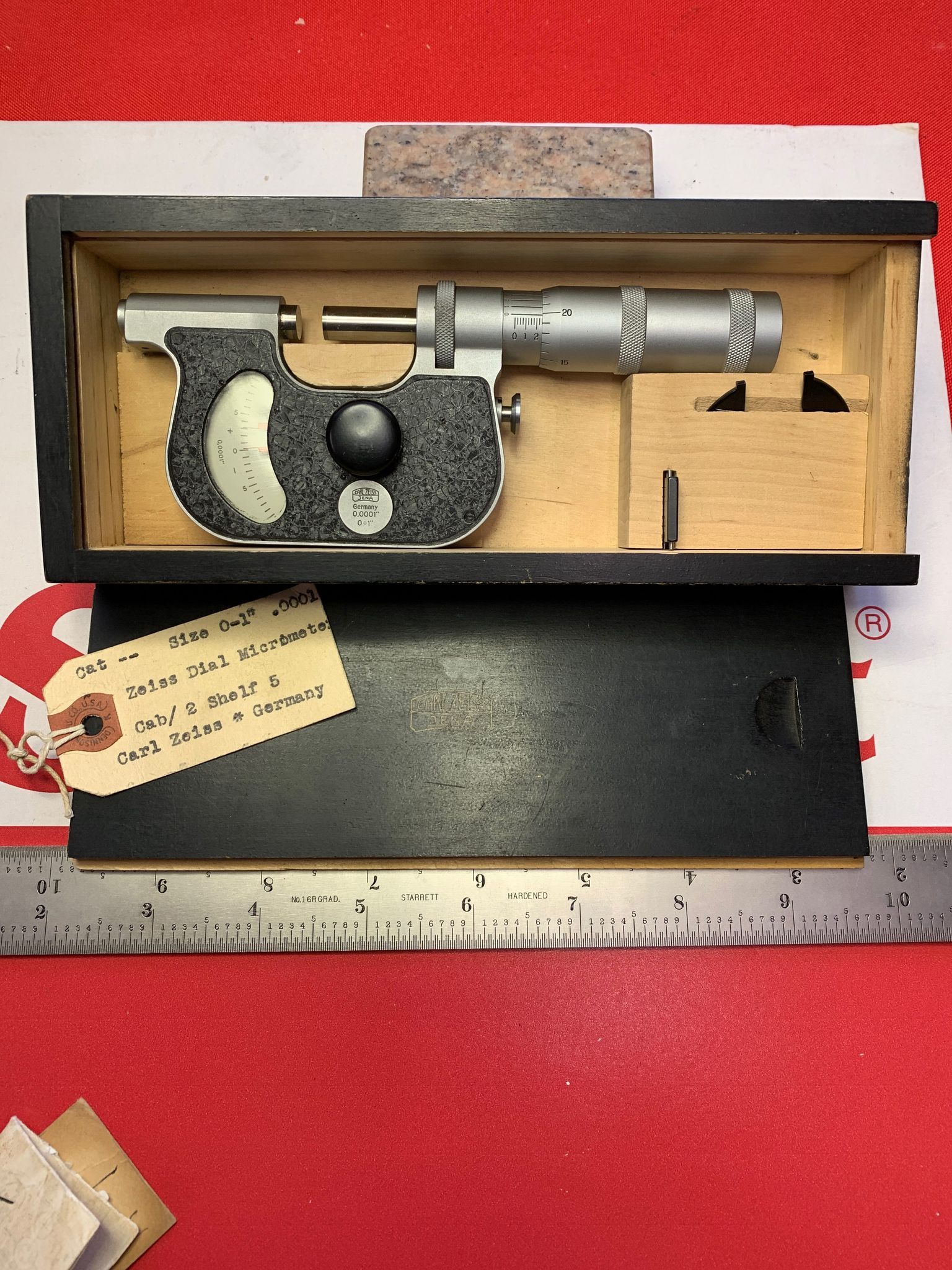 Cabinet 2 Shelf 5 Micrometers (Foreign)