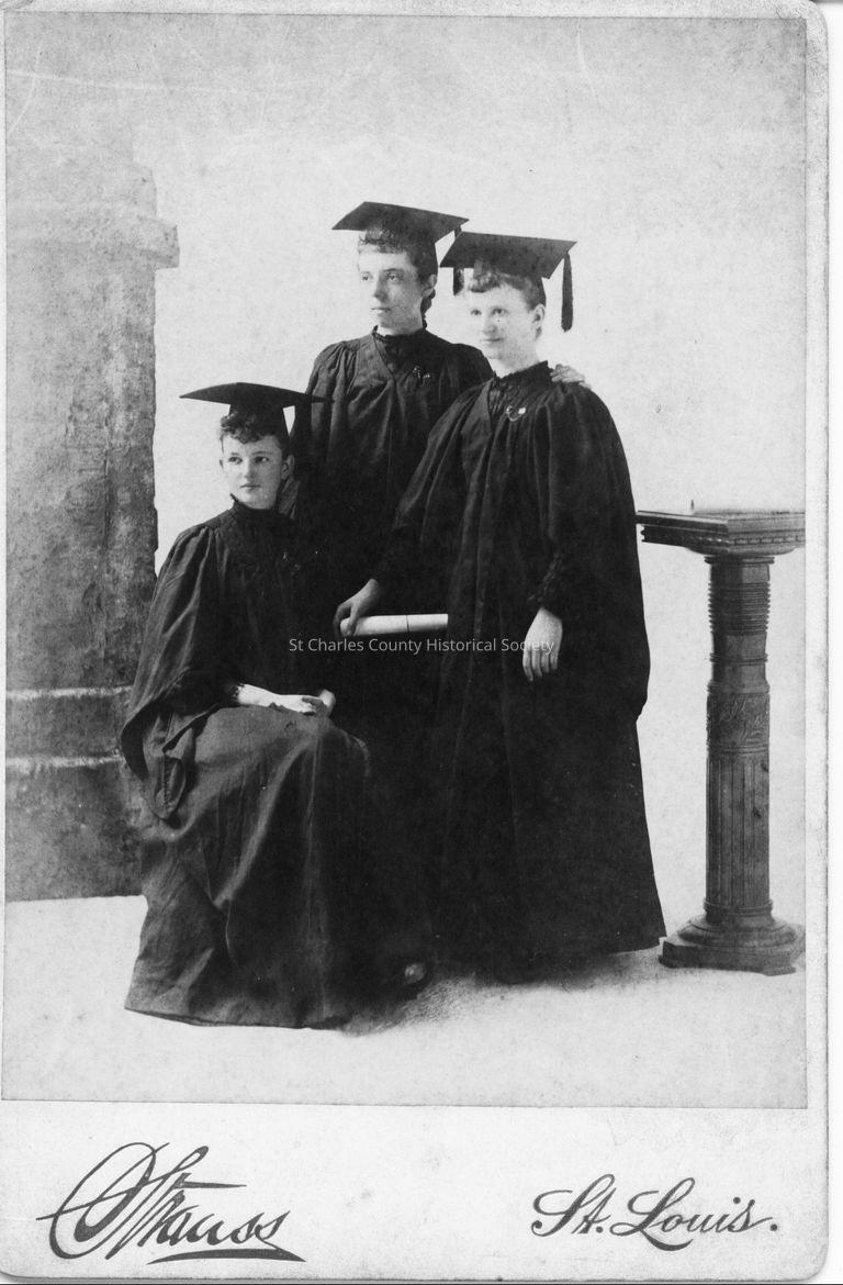 Copyright: St. Charles County Historical Society; Origsize: 6 1/2  x 4 1/4; Origformat: Print-Photographic