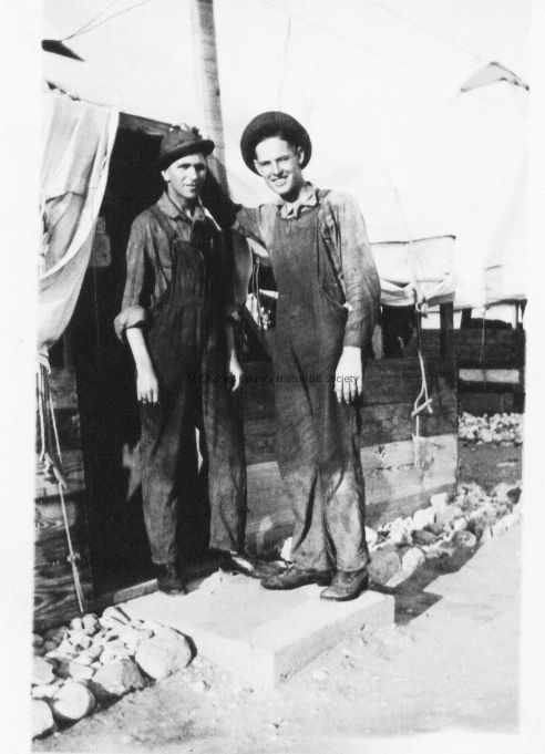 Copyright: St. Charles County Historical Society; Origsize: 6 1/2  x 4 1/4; Origformat: Print-Photographic