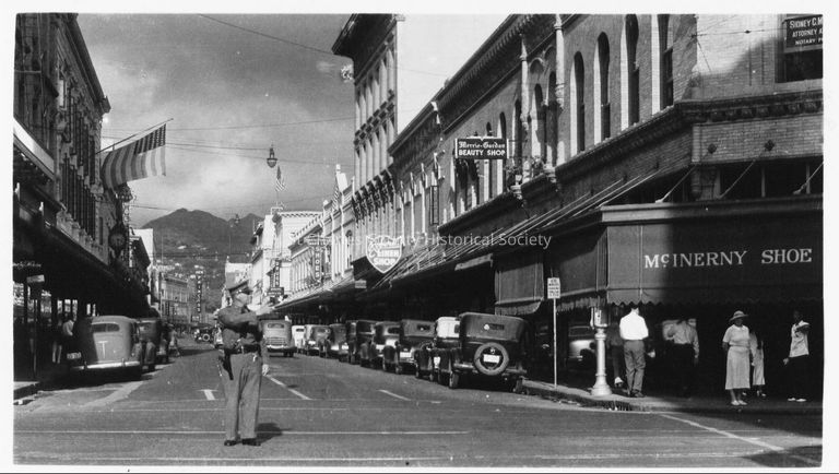 Copyright: St. Charles County Historical Society; Origsize: 6 1/2  x 4 1/4; Origformat: Print-Photographic