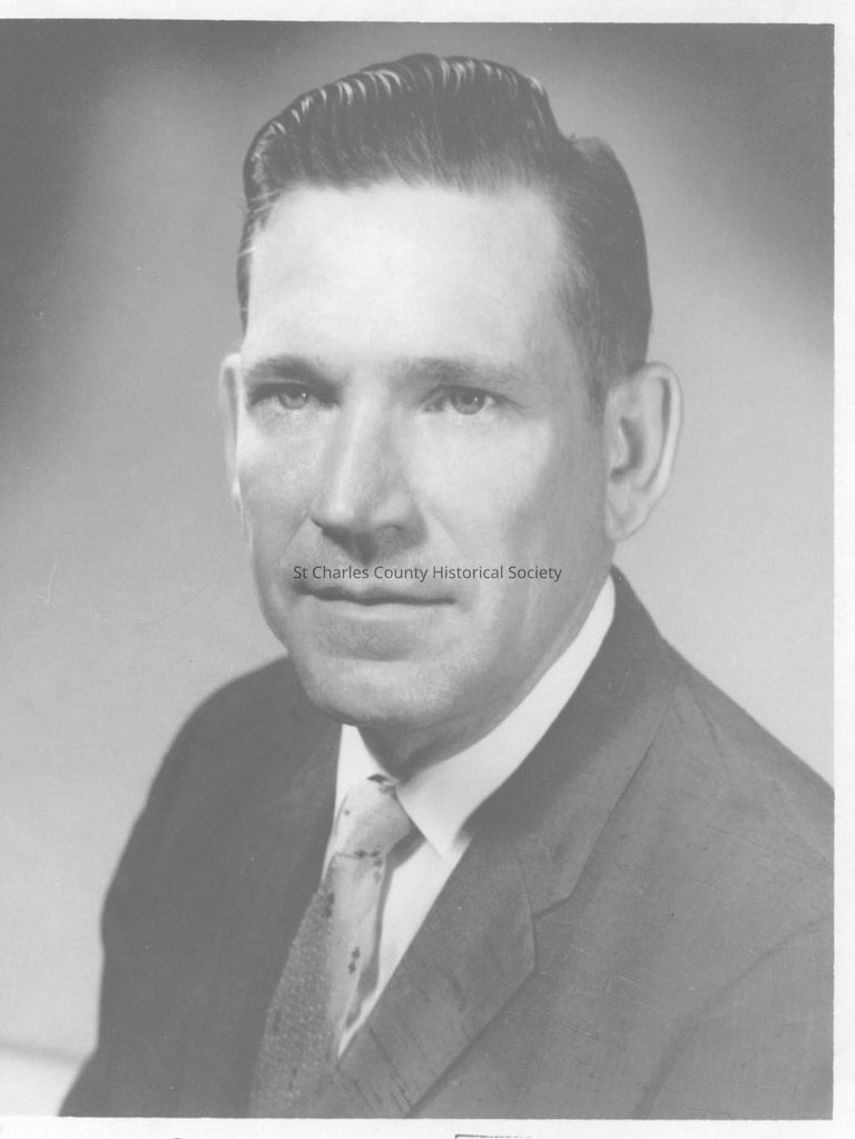 Copyright: St. Charles County Historical Society; Origsize: 6 1/2  x 4 1/4; Origformat: Print-Photographic