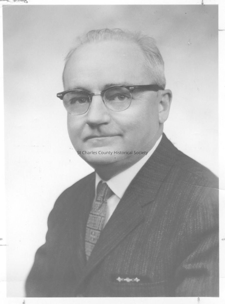 Copyright: St. Charles County Historical Society; Origsize: 6 1/2  x 4 1/4; Origformat: Print-Photographic