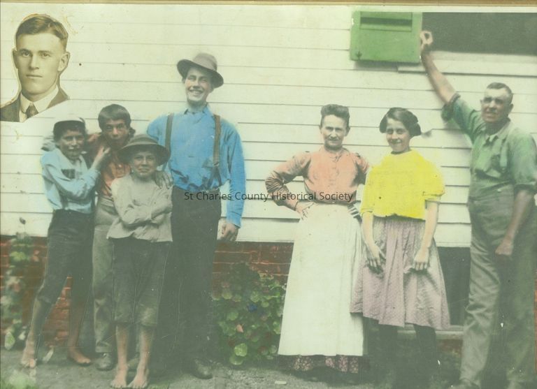 "Family" photo - Grover portrait. Elmer, Fred, Henry, Grover, Emma, Ada, Henry, Sr. 1907 photo