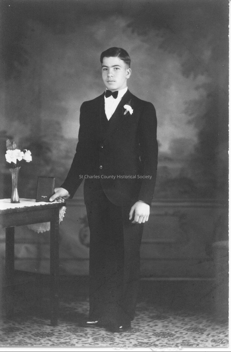 Copyright: St. Charles County Historical Society; Origsize: 6 1/2  x 4 1/4; Origformat: Print-Photographic